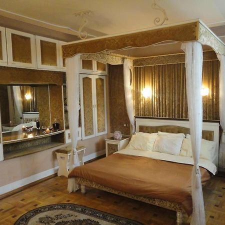 Classic Apartment On Kievyan Jereván Kültér fotó